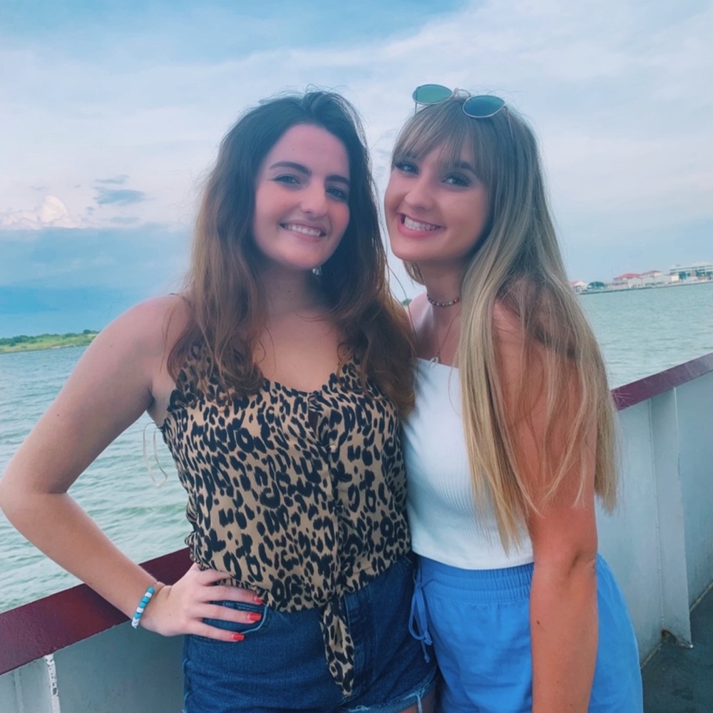 Meet your Posher, Maddie